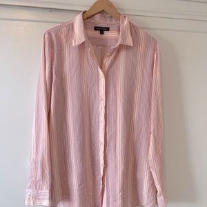 Banana Republic blouse. Very good condition